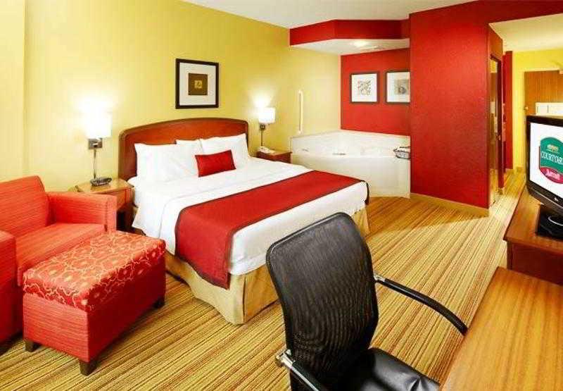 Courtyard By Marriott West Palm Beach Airport Room photo